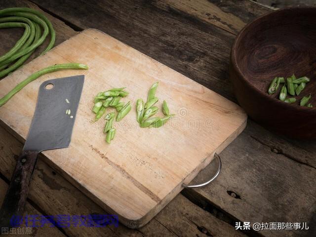 菜板用什么材质的最好最安全(盘点4种菜板最实用的材质)